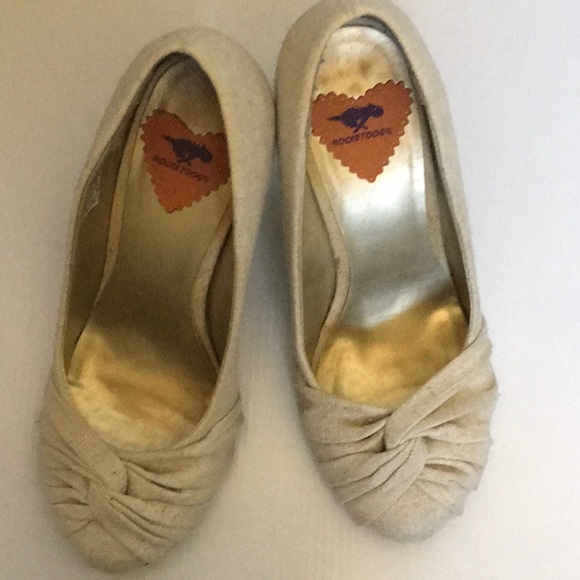 Shoes - Picture 2 of 2